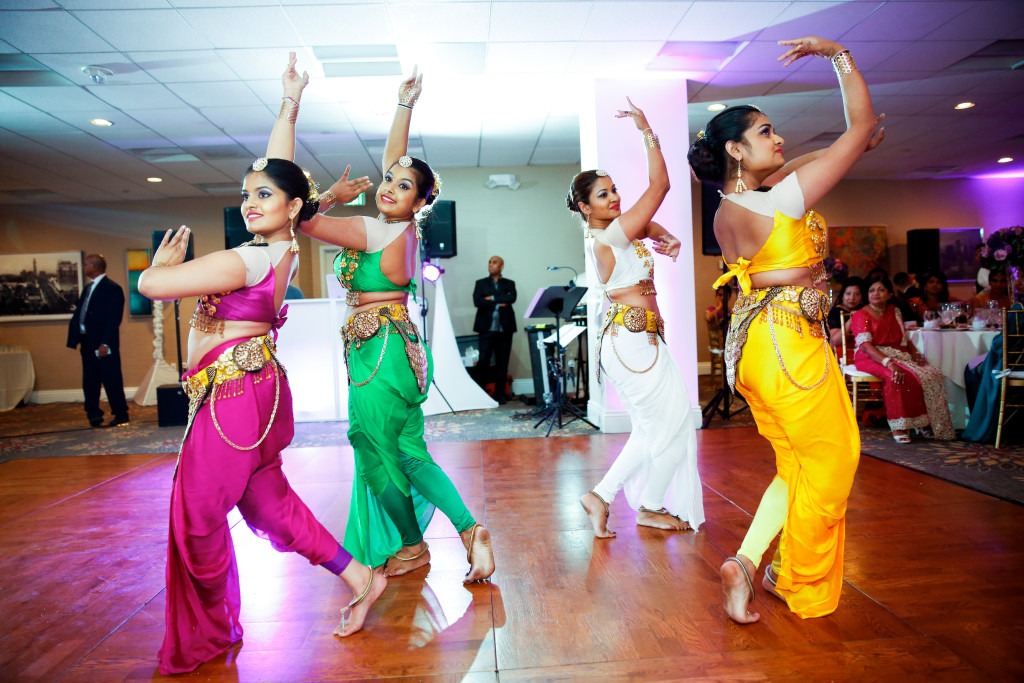  Sri-Lankan-Dancer