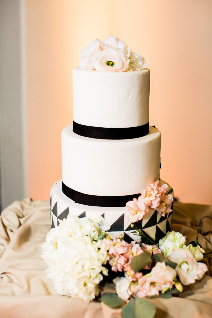 Wedding Cake Thousand Oaks