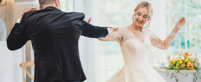 The Lodge at Malibou Lake Wedding dance